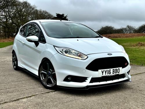 Used Car for sale by K and M Car Sales Ltd - Ford Fiesta 1.6T EcoBoost ST-3
