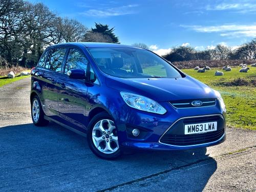 Used Car for sale by K and M Car Sales Ltd - Ford Grand C-Max 1.0T EcoBoost Zetec Euro 5