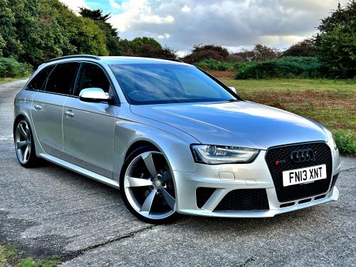 Used Car for sale by K and M Car Sales Ltd - Audi RS4 Avant 4.2 FSI V8 S Tronic quattro Euro 5