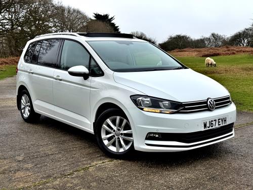 Used Car for sale by K and M Car Sales Ltd - Volkswagen Touran 1.6 TDI SE Family