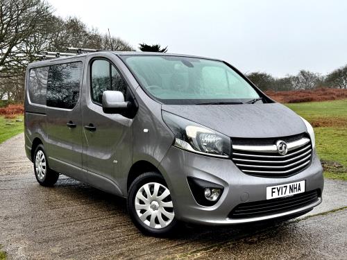 Used Car for sale by K and M Car Sales Ltd - Vauxhall Vivaro 1.6 CDTi 2900 BiTurbo Sportive Crew Van L1 H1