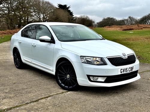 Used Car for sale by K and M Car Sales Ltd - Skoda Octavia 1.6 TDI Black Edition