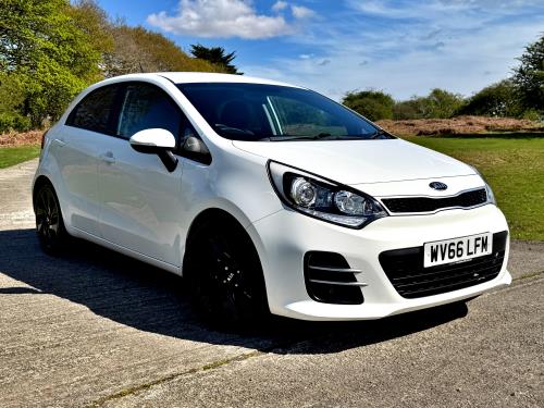 Used Car for sale by K and M Car Sales Ltd - Kia Rio 1.4 CRDi EcoDynamics 3