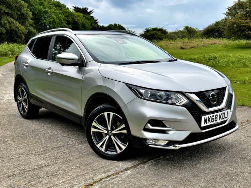 Used Car for sale by K and M Car Sales Ltd - Nissan Qashqai 1.6 dCi N-Connecta